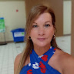 Meet your Posher, Stacy